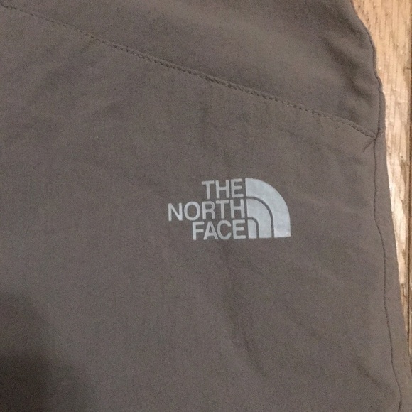 The North Face shorts - Picture 2 of 7